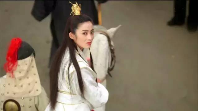 张无忌会给赵敏怎么画眉？