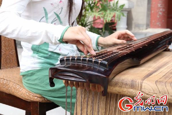 古琴虽古，也入寻常百姓家