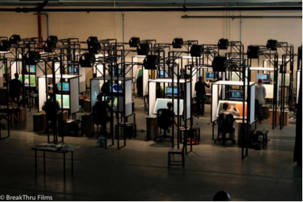 第一部手绘全油画动画电影，为你讲述一个男人的一生