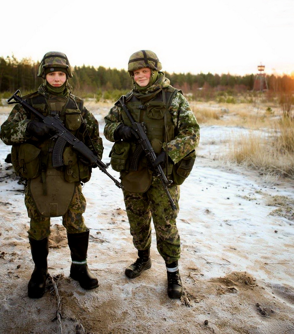 北欧小国显示实力:芬兰进行防空实弹射击演习