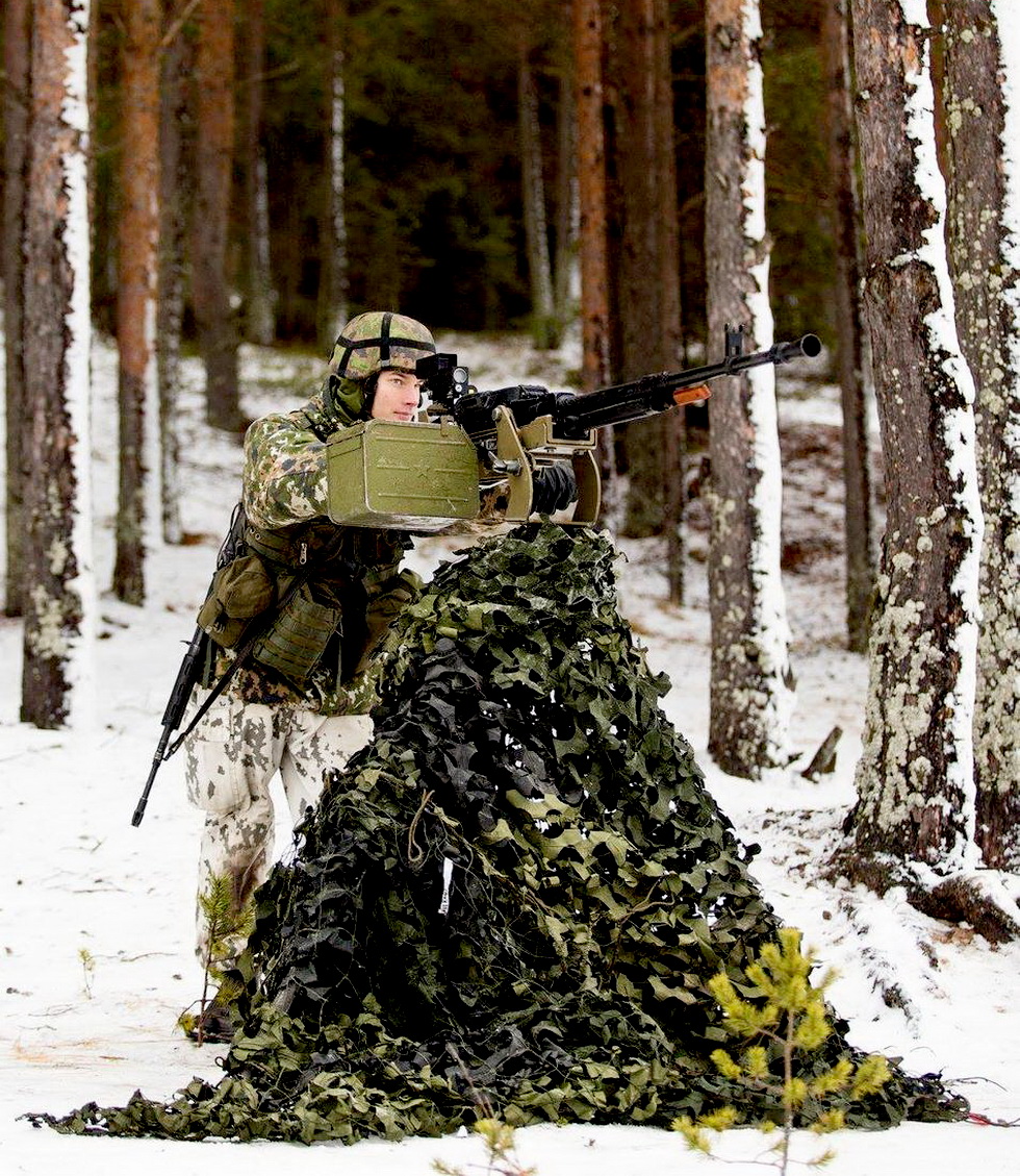 北欧小国显示实力:芬兰进行防空实弹射击演习